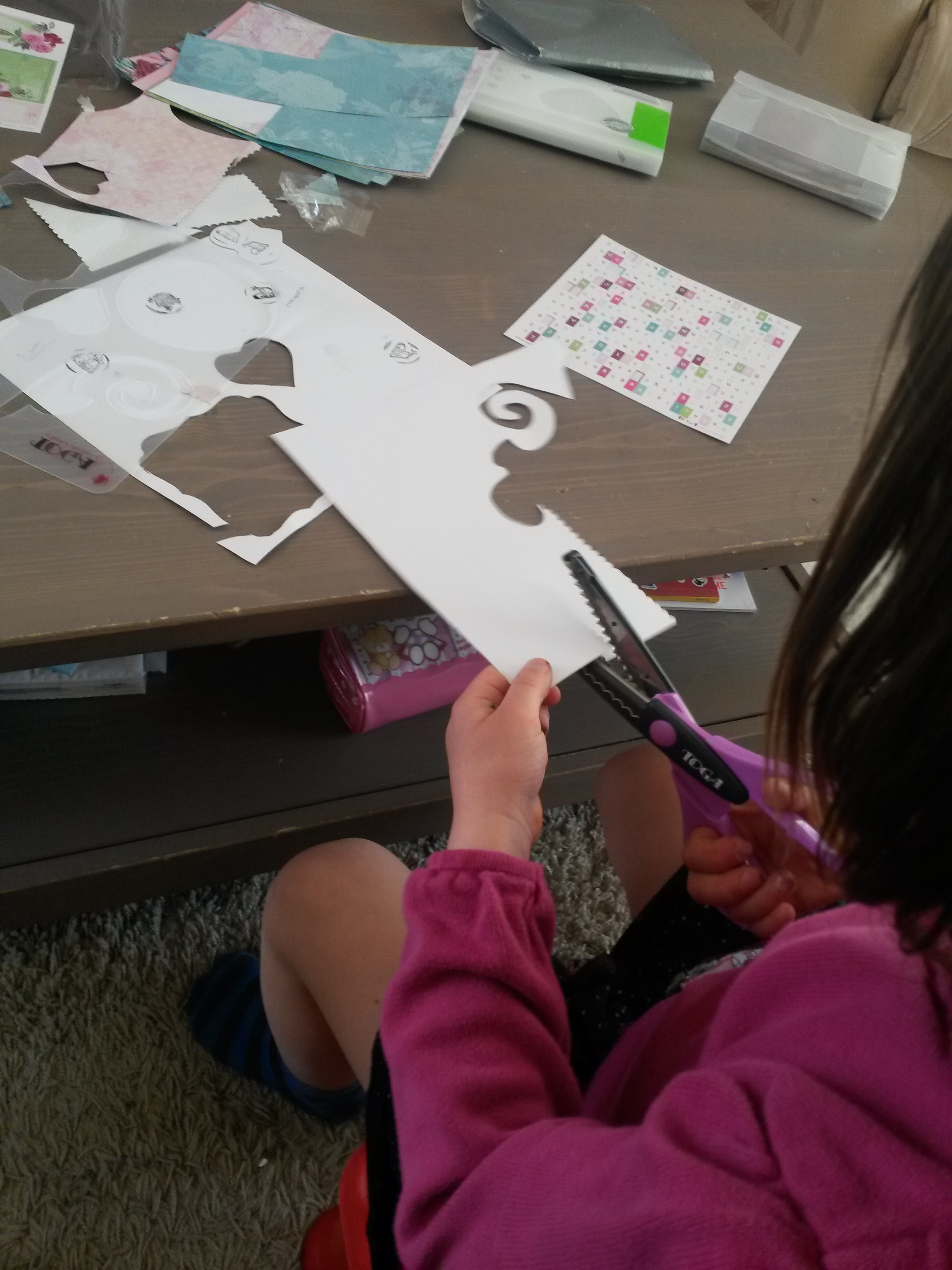 Scrapbooking avec les enfants : activité manuelle et créative