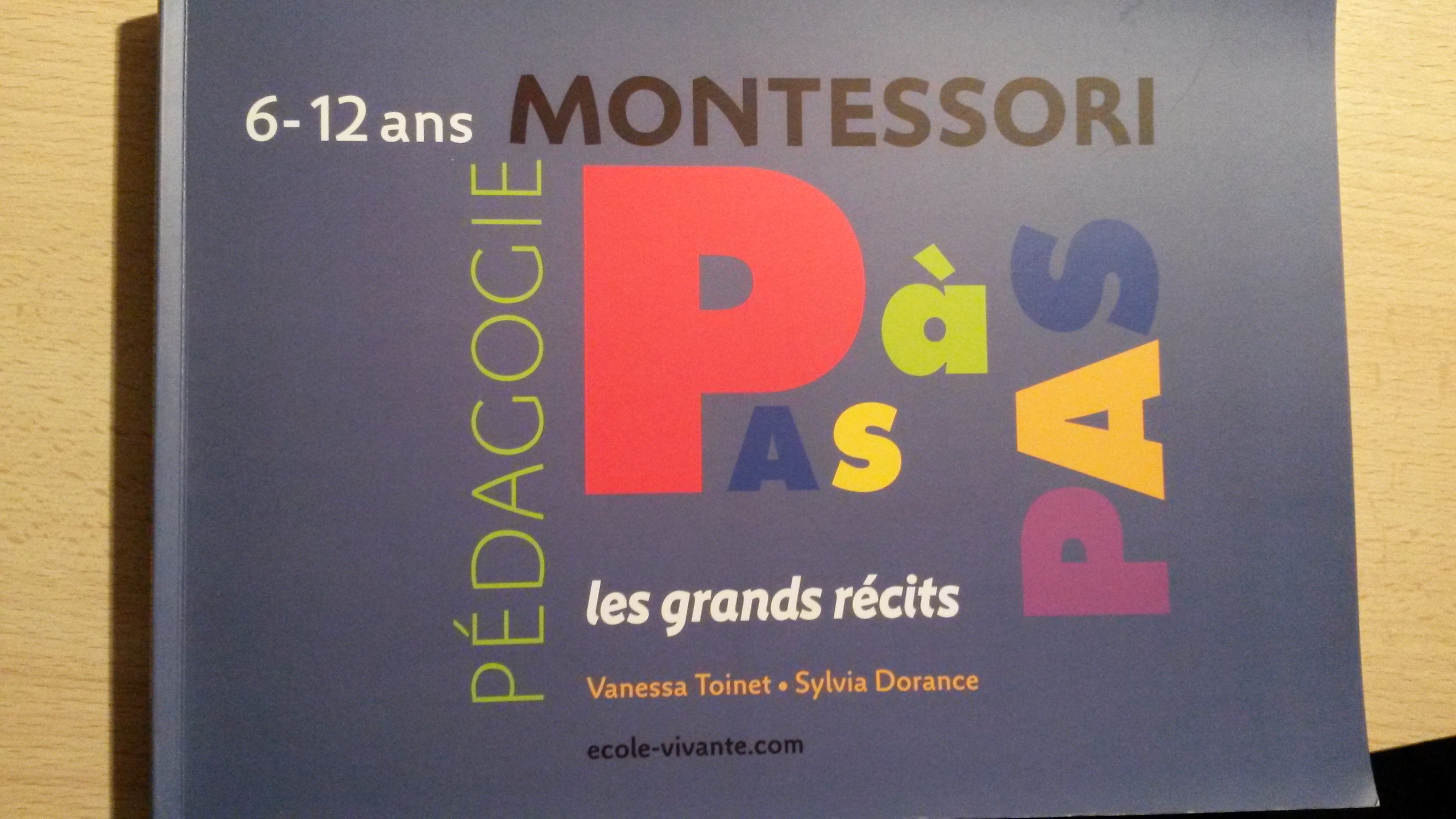 Les grands récits Montessori - L'histoire de l'écriture - La Librairie des  Ecoles