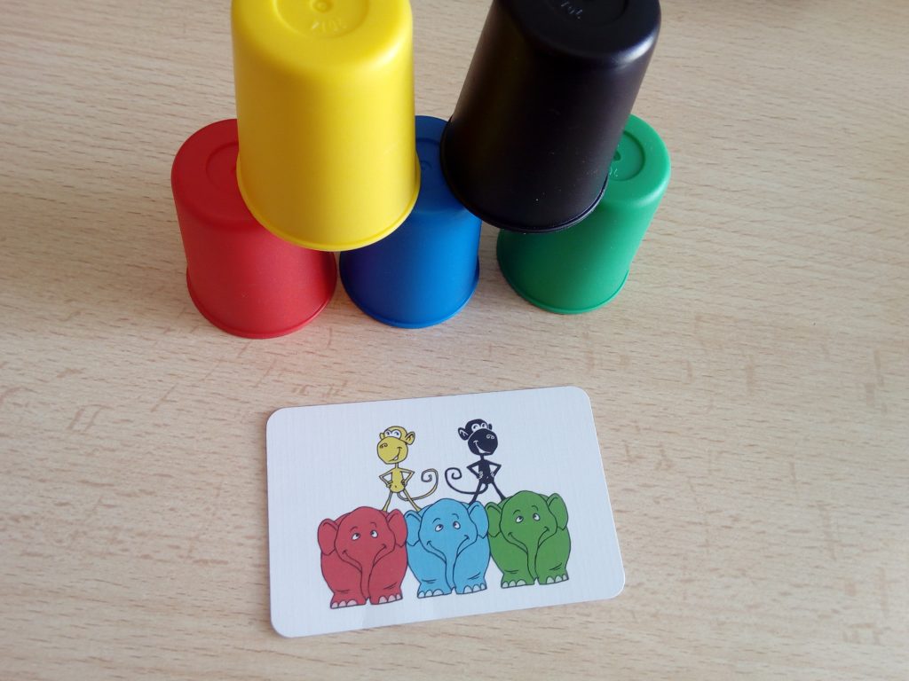 cray cups jeu réflexe enfant