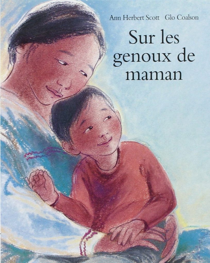 Sur les genoux de maman : un livre sur la place faite à chacun